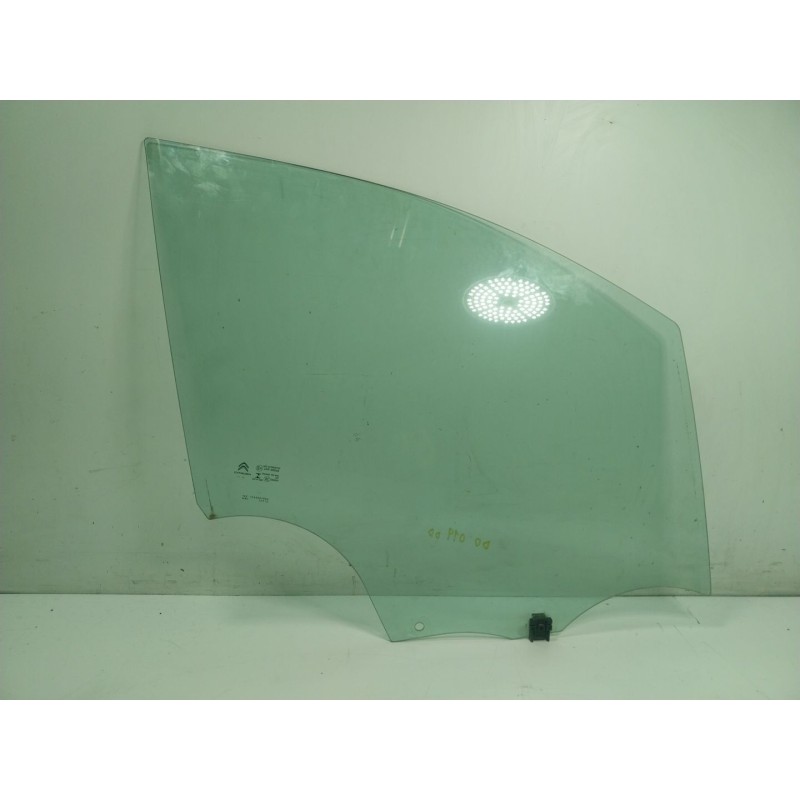 Recambio de cristal puerta delantero derecho para citroën c3 / c3 origin iii (sx) 1.2 vti 82 referencia OEM IAM 9813022480  