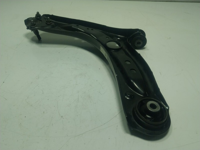 Recambio de brazo suspension inferior delantero derecho para volkswagen golf vii (5g1, bq1, be1, be2) 1.6 tdi referencia OEM IAM