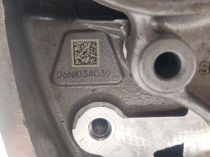 Recambio de culata para porsche macan (95b) 2.0 (95bau1) referencia OEM IAM 9A7103063 06L103403 