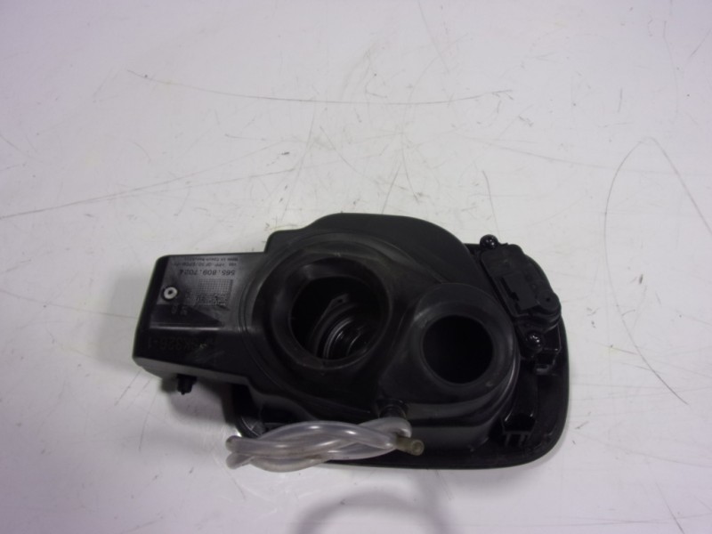 Recambio de tapa combustible para skoda kodiaq 2.0 tdi referencia OEM IAM 565809909A  