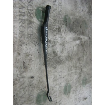 BRAZO LIMPIA DELANTERO IZQUIERDO 