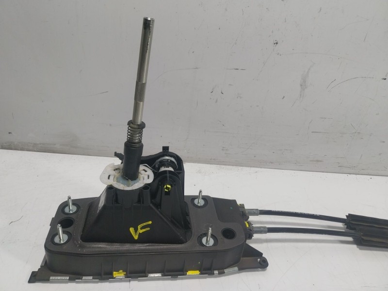 Recambio de palanca cambio para seat leon (5f1) 1.2 tsi referencia OEM IAM  5Q0711049AN 