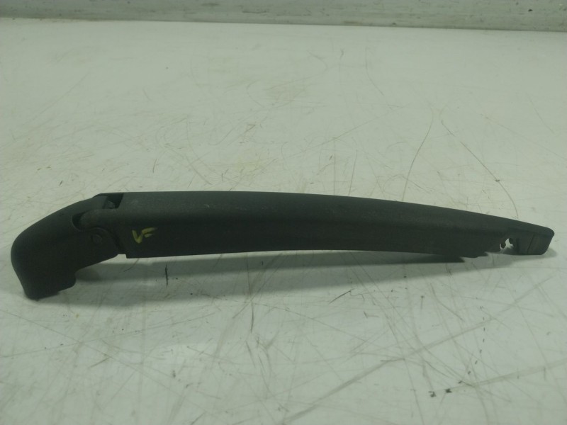 Recambio de brazo limpia trasero para ford ka (ru8) 1.2 referencia OEM IAM   