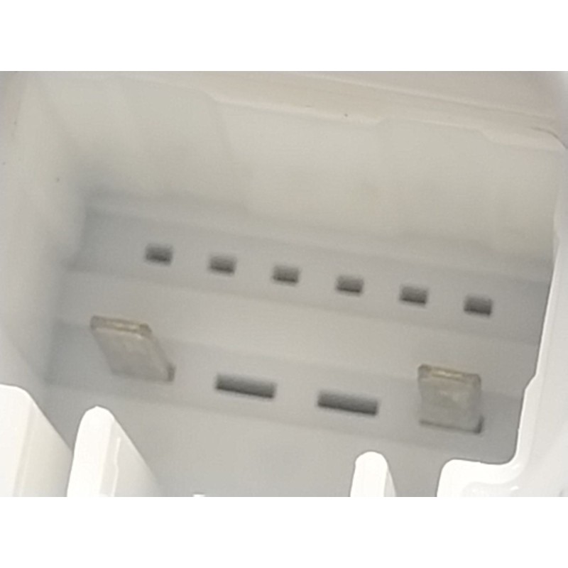 Recambio de cerradura puerta trasera izquierda para toyota hilux viii pick-up (_n1_) 2.4 d 4wd (gun125_) referencia OEM IAM   