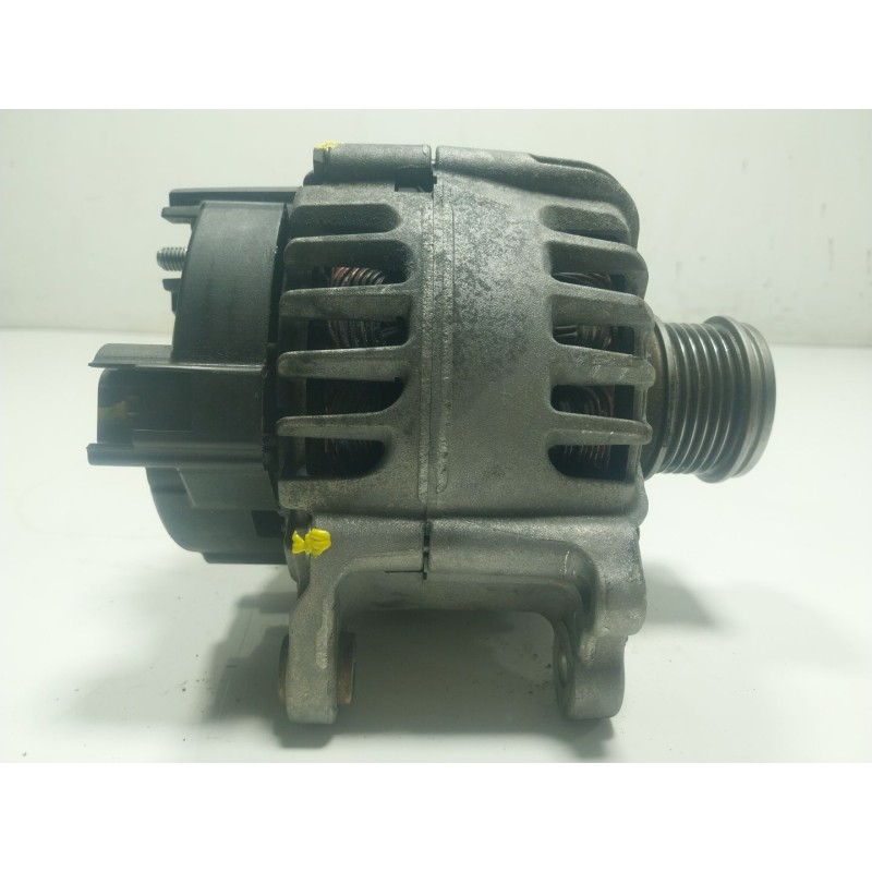 Recambio de alternador para volkswagen polo vi (aw1, bz1, ae1) 1.6 tdi referencia OEM IAM  04L903021C 