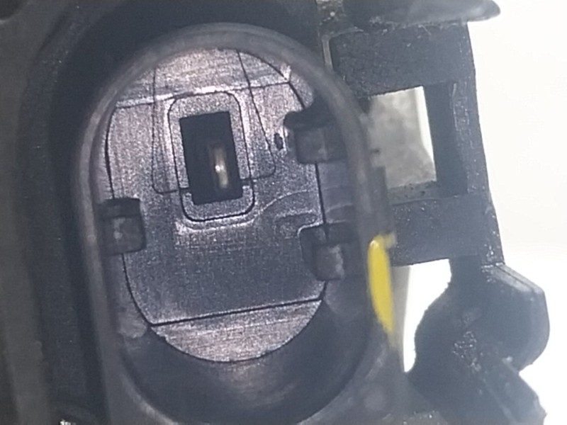 Recambio de alternador para volkswagen polo vi (aw1, bz1, ae1) 1.6 tdi referencia OEM IAM  04L903021C 