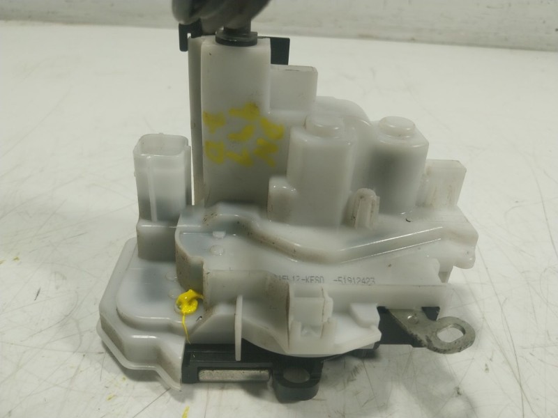 Recambio de cerradura puerta delantera derecha para ford ka (ru8) 1.2 referencia OEM IAM  51912423 