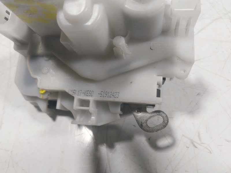 Recambio de cerradura puerta delantera derecha para ford ka (ru8) 1.2 referencia OEM IAM  51912423 