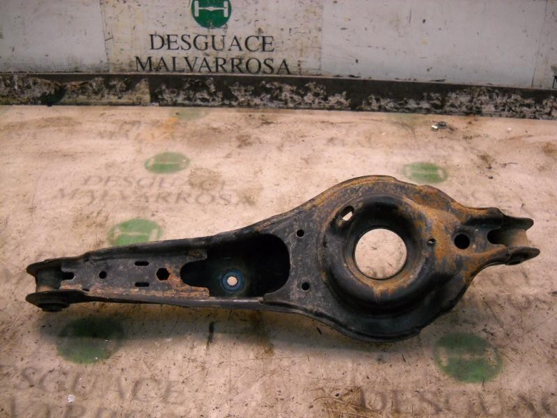 Recambio de brazo suspension inferior trasero izquierdo para ford focus berlina (cap) ghia referencia OEM IAM   