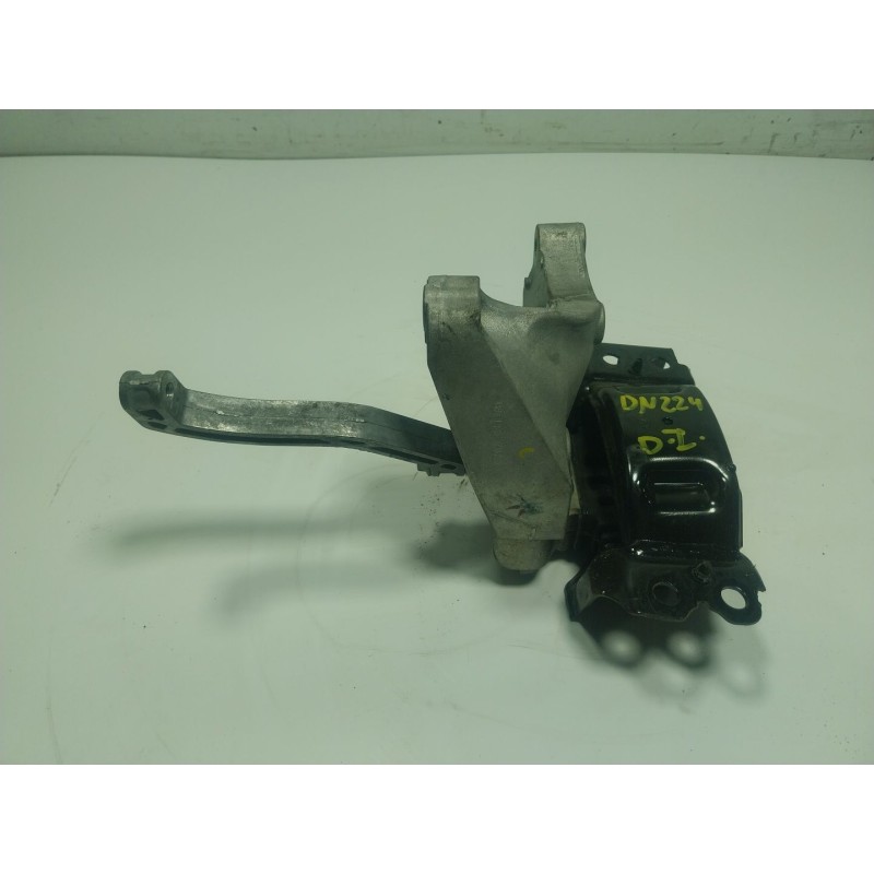 Recambio de soporte motor izquierdo para volkswagen polo vi (aw1, bz1, ae1) 1.6 tdi referencia OEM IAM   