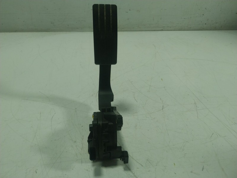 Recambio de potenciometro pedal para dacia sandero ii tce 90 (b8m1, b8ma) referencia OEM IAM 180022703R 180022703R 