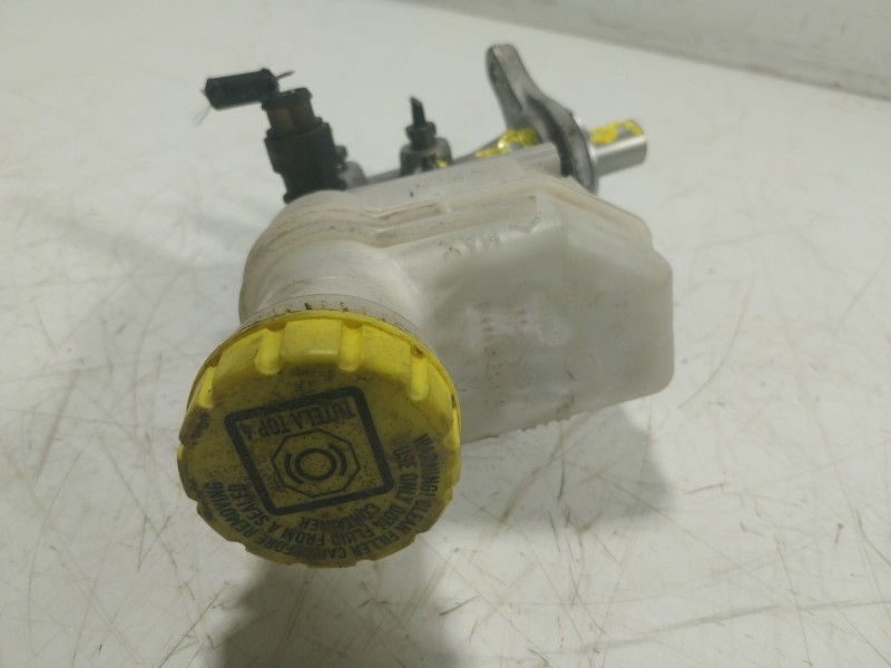 Recambio de bomba freno para ford ka (ru8) 1.2 referencia OEM IAM  32069666 