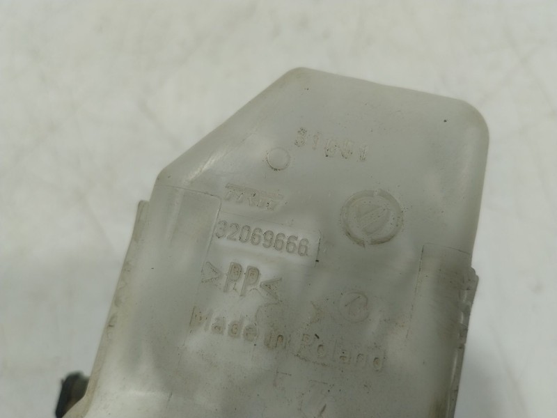 Recambio de bomba freno para ford ka (ru8) 1.2 referencia OEM IAM  32069666 