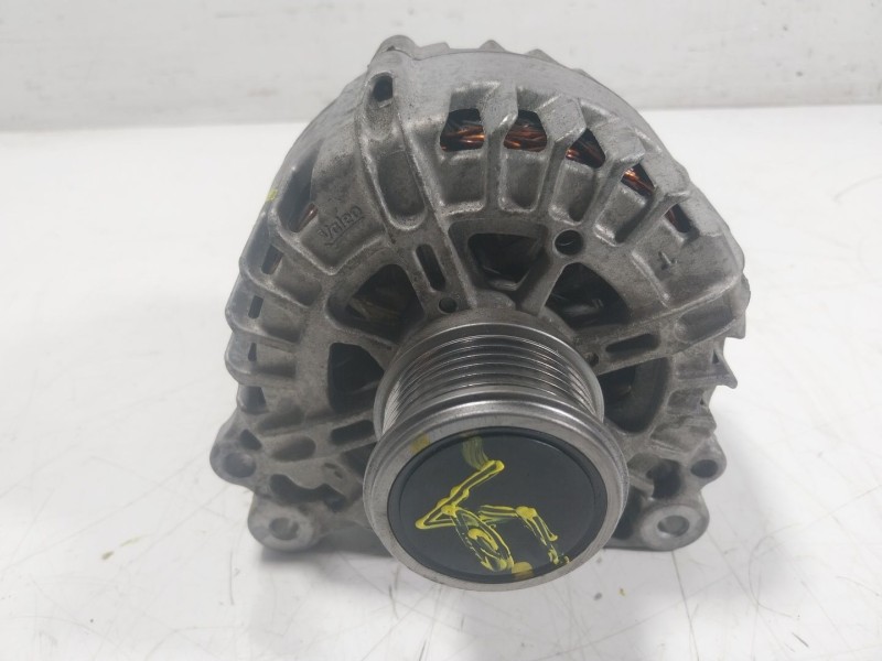 Recambio de alternador para seat leon (5f1) 1.6 tdi referencia OEM IAM 04L903021H 04L903021H 