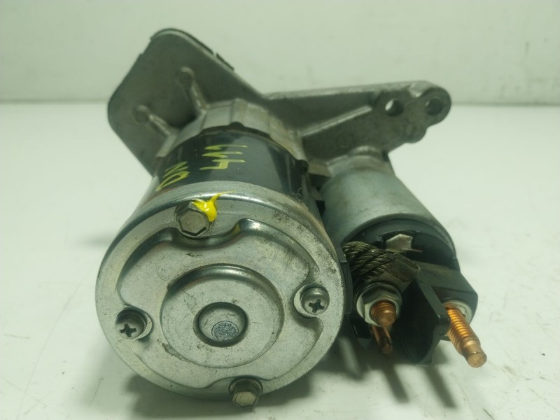 Recambio de motor arranque para dacia sandero ii tce 90 (b8m1, b8ma) referencia OEM IAM 233000557R 233000557R 