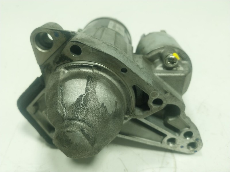 Recambio de motor arranque para dacia sandero ii tce 90 (b8m1, b8ma) referencia OEM IAM 233000557R 233000557R 