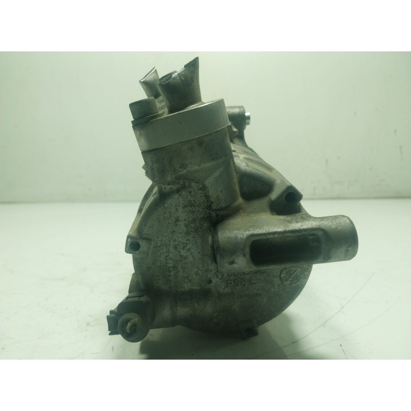 Recambio de compresor aire acondicionado para volkswagen golf vii (5g1, bq1, be1, be2) 1.6 tdi referencia OEM IAM  5Q0816803F 