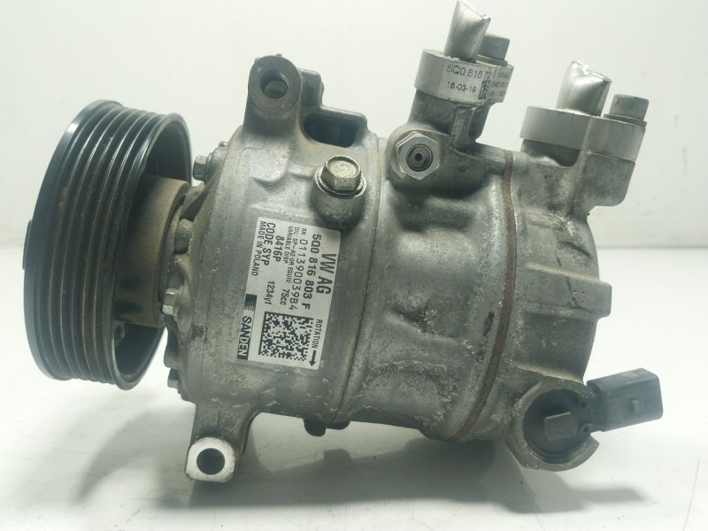 Recambio de compresor aire acondicionado para volkswagen golf vii (5g1, bq1, be1, be2) 1.6 tdi referencia OEM IAM  5Q0816803F 