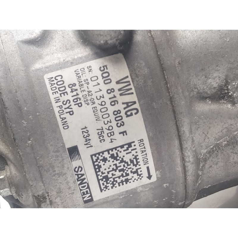 Recambio de compresor aire acondicionado para volkswagen golf vii (5g1, bq1, be1, be2) 1.6 tdi referencia OEM IAM  5Q0816803F 