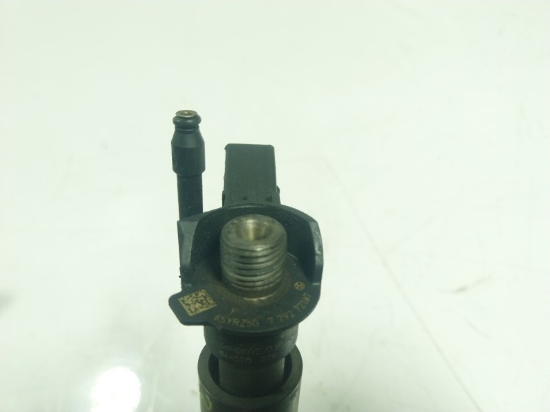 Recambio de inyector para bmw serie 3 coupe (e92) 330d referencia OEM IAM  0445115070 