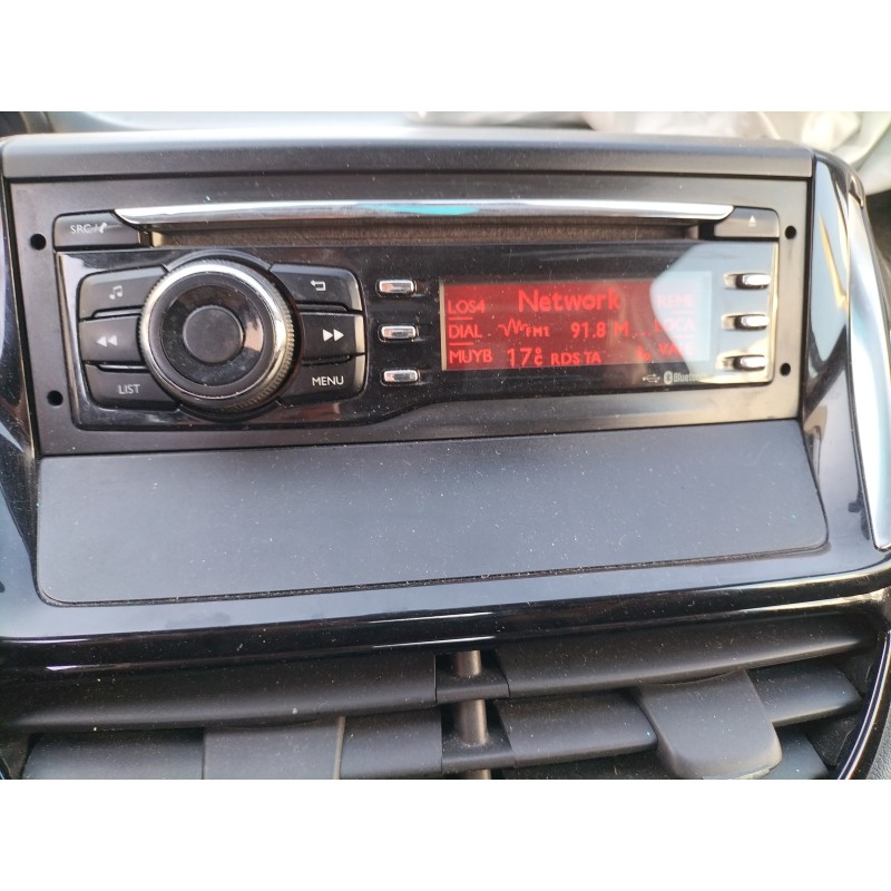 Recambio de sistema audio / radio cd para peugeot 208 1.6 blue-hdi fap referencia OEM IAM 16087578ZD 98051026ZD 