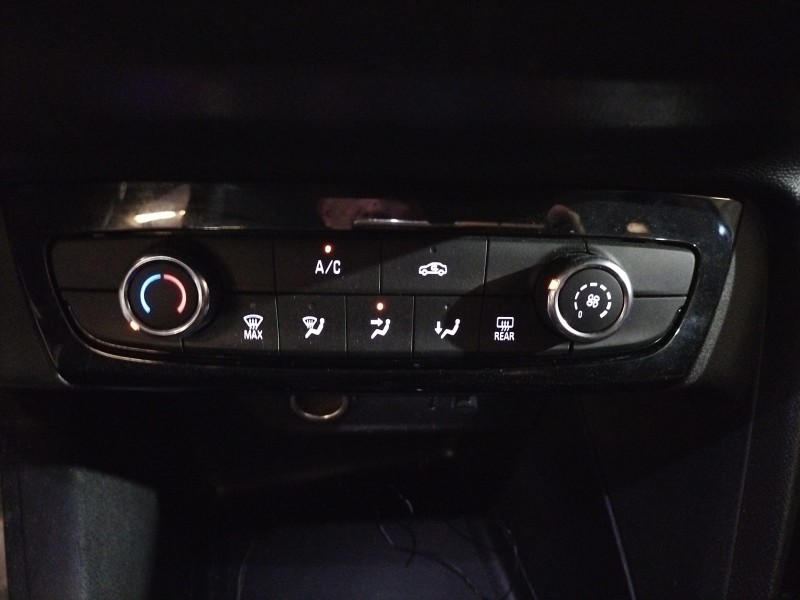 Recambio de mando climatizador para opel corsa f 1.2 referencia OEM IAM  39185221 