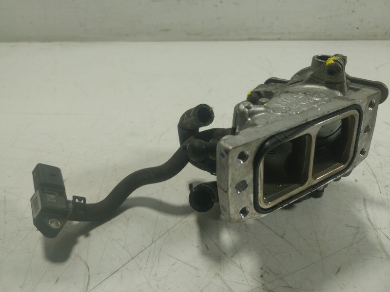 Recambio de caja mariposa para seat leon (5f1) 1.6 tdi referencia OEM IAM 04L128063T 04L128063T 