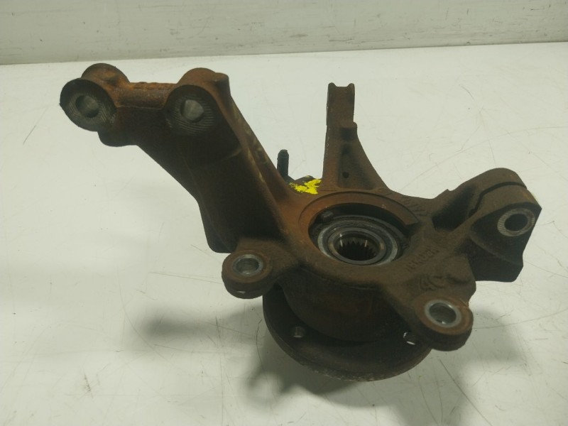 Recambio de mangueta delantera derecha para dacia sandero ii 1.0 tce 90 gpf referencia OEM IAM 400142563R  