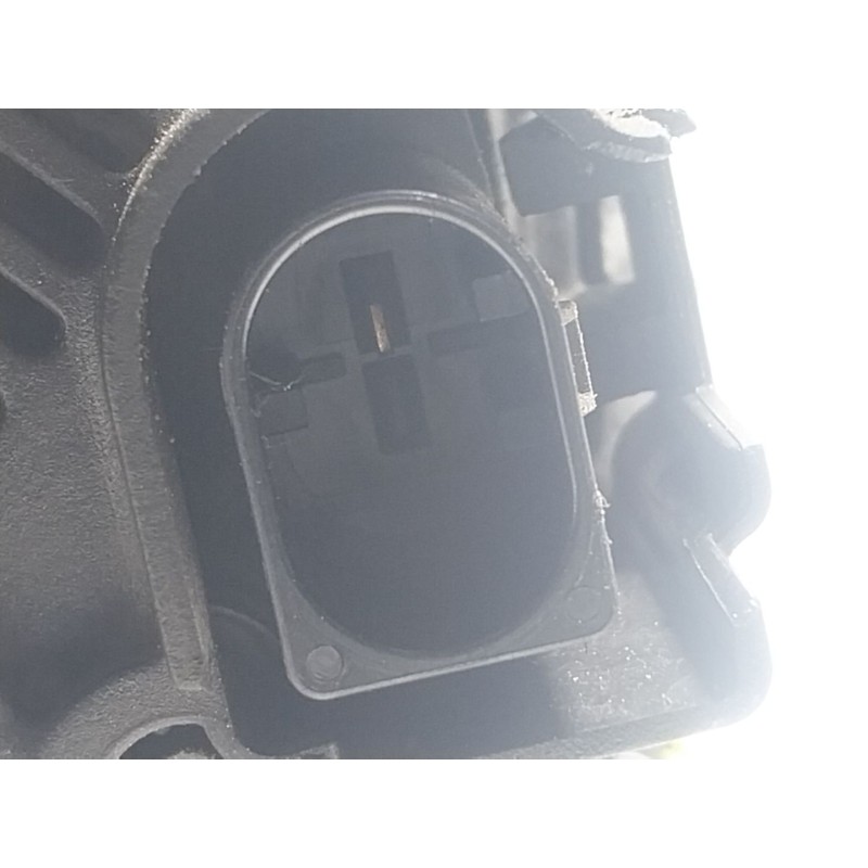 Recambio de alternador para volkswagen golf vii (5g1, bq1, be1, be2) 1.6 tdi referencia OEM IAM  04L903021D 