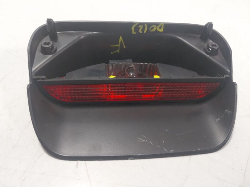 Recambio de piloto trasero central para dacia sandero ii 1.0 tce 90 gpf referencia OEM IAM 265907079R  