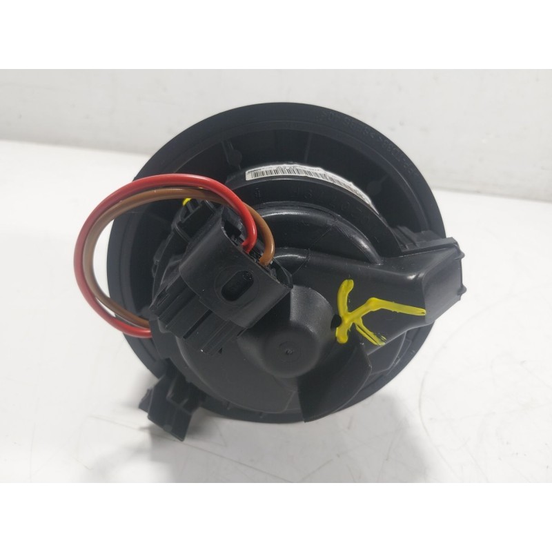 Recambio de motor calefaccion para dacia sandero ii tce 90 (b8m1, b8ma) referencia OEM IAM 272100975R N109038B 