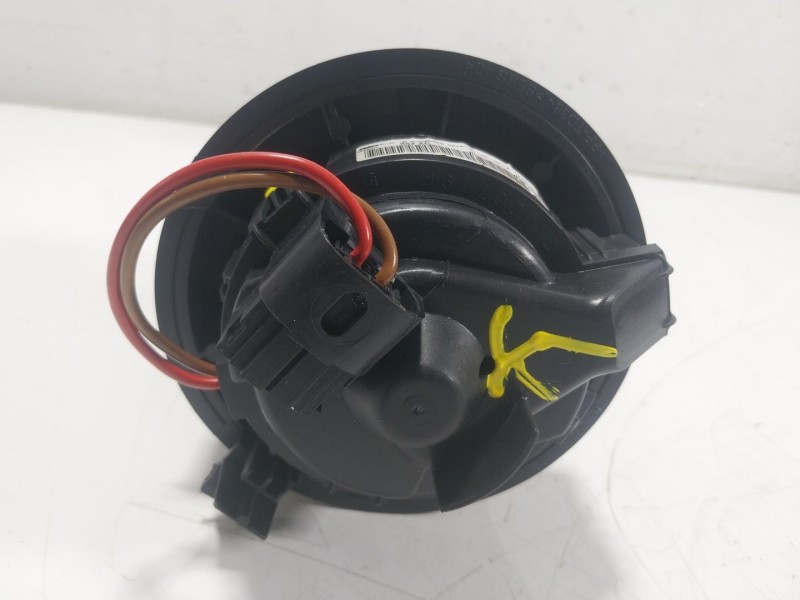 Recambio de motor calefaccion para dacia sandero ii tce 90 (b8m1, b8ma) referencia OEM IAM 272100975R N109038B 
