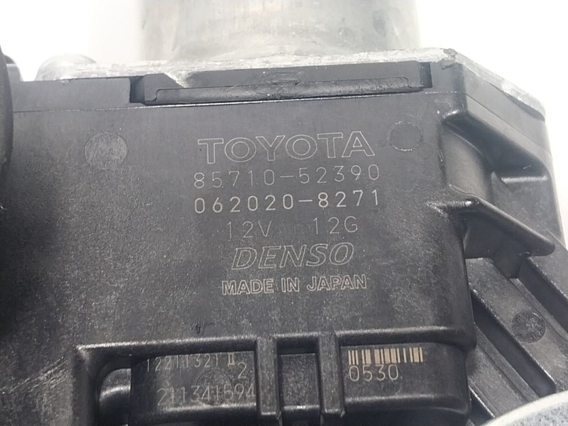 Recambio de elevalunas trasero derecho para lexus lbx hybrid 1.5 vvti hybrid (mayh10l) referencia OEM IAM  8571052390 