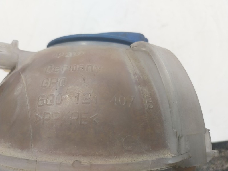 Recambio de deposito expansion para seat ibiza iv (6j5, 6p1) 2.0 tdi referencia OEM IAM  6Q0121407B 