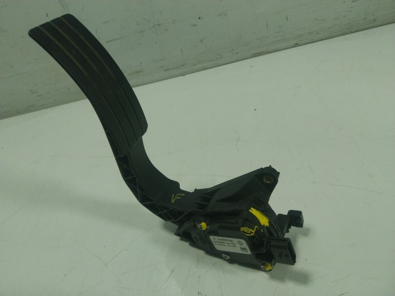 Recambio de potenciometro pedal para renault clio iv (bh_) 1.5 dci 90 referencia OEM IAM  180029347R 
