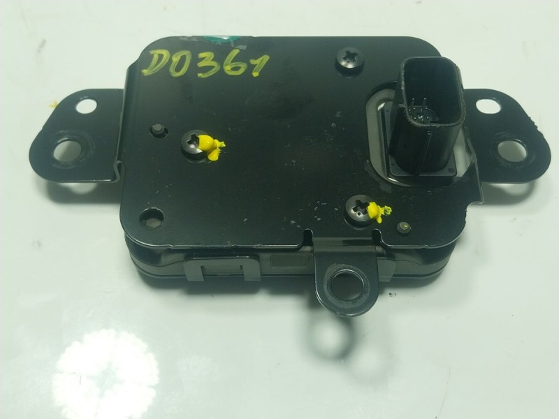 Recambio de modulo electronico para lexus lbx hybrid 1.5 vvti hybrid (mayh10l) referencia OEM IAM  8821048150 