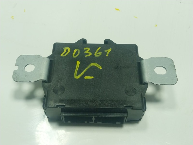 Recambio de modulo electronico para lexus lbx hybrid 1.5 vvti hybrid (mayh10l) referencia OEM IAM  8943052040 
