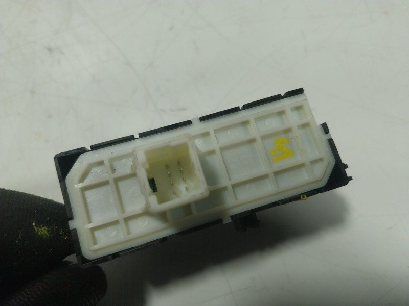 Recambio de mando multifuncion para toyota yaris cross (mxp_) 1.5 hybrid (mxpj10) referencia OEM IAM  M81303 