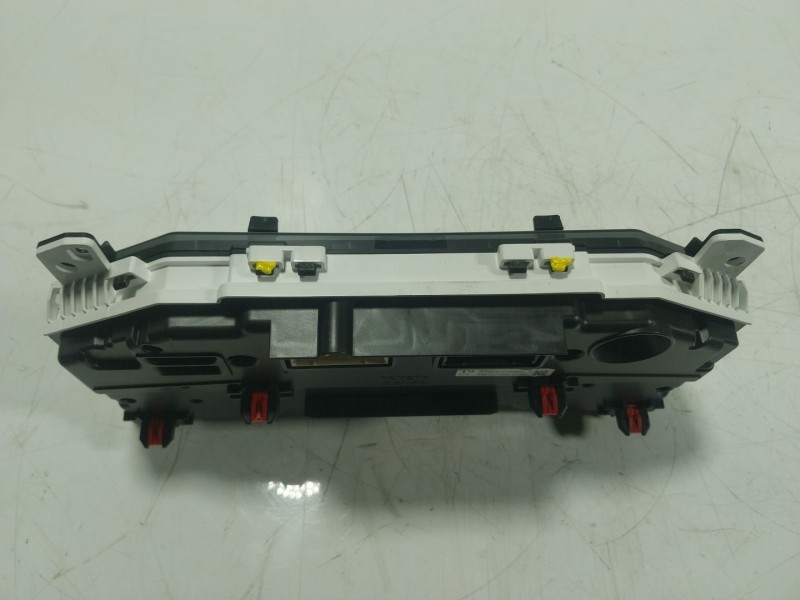 Recambio de cuadro instrumentos para toyota yaris cross (mxp_) 1.5 hybrid (mxpj10) referencia OEM IAM  83800F5B60 