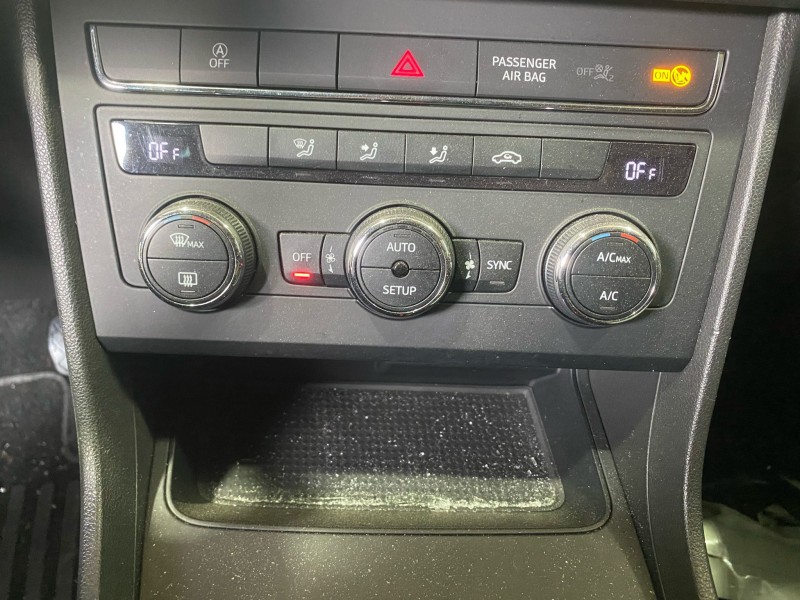 Recambio de mando climatizador para seat leon (5f1) 1.2 tsi referencia OEM IAM 5F0907044AKYMS 5F0907044AK 