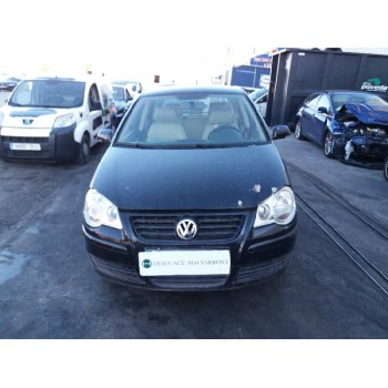 VOLKSWAGEN POLO (9N3)