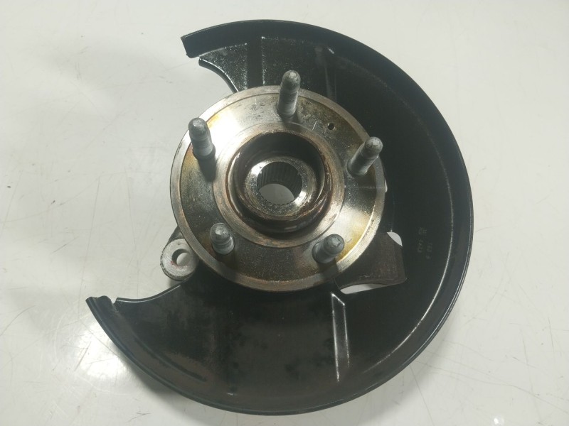 Recambio de mangueta delantera izquierda para opel insignia a (g09) 1.4 (68) referencia OEM IAM   