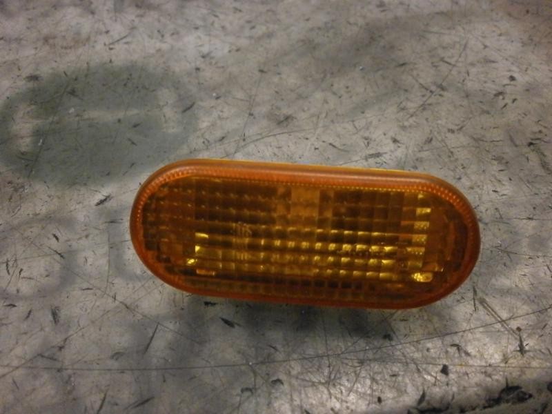 Recambio de piloto lateral derecho para volkswagen t5 transporter/furgoneta referencia OEM IAM   