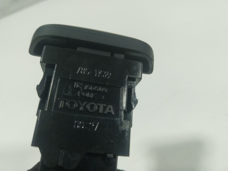 Recambio de warning para toyota yaris cross (mxp_) 1.5 hybrid (mxpj10) referencia OEM IAM  15D509 