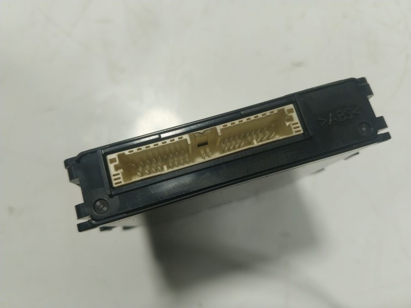 Recambio de modulo electronico para toyota yaris cross (mxp_) 1.5 hybrid (mxpj10) referencia OEM IAM  891110D020 