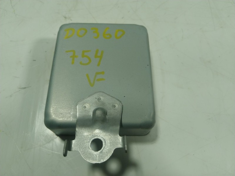 Recambio de modulo electronico para toyota yaris cross (mxp_) 1.5 hybrid (mxpj10) referencia OEM IAM  8657252180 