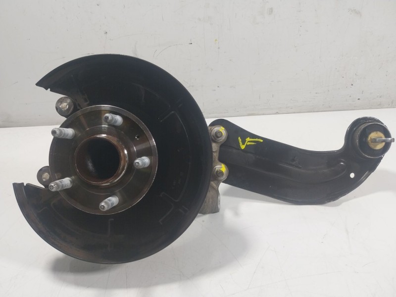 Recambio de mangueta trasera derecha para opel insignia a (g09) 1.4 (68) referencia OEM IAM   