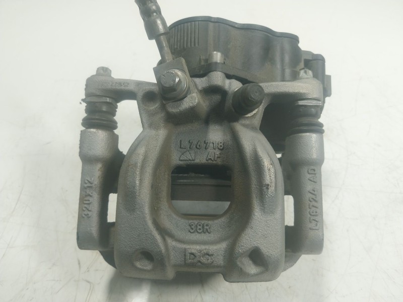 Recambio de pinza freno trasera derecha para mercedes-benz clase a berlina (bm 177) referencia OEM IAM  A2474238000 