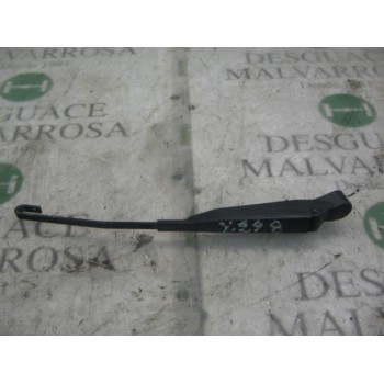 BRAZO LIMPIA DELANTERO DERECHO 