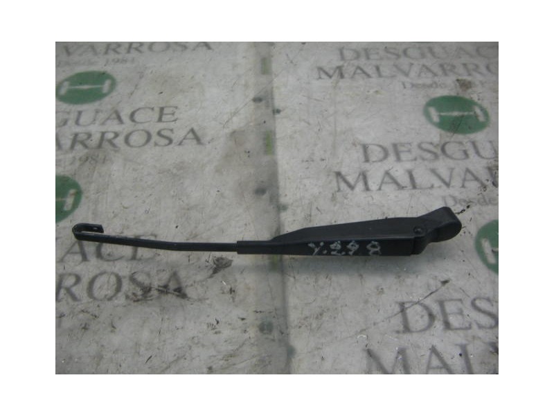Recambio de brazo limpia delantero derecho para citroën saxo 1.5 d image referencia OEM IAM   